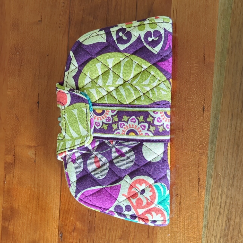 Vera Bradley kisslock clutch